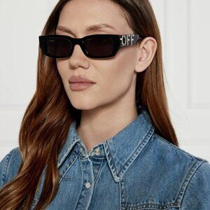 Off-White OERI124 FILLMORE 1007 Sunglasses Black Rectangle Frame, Grey Lenses